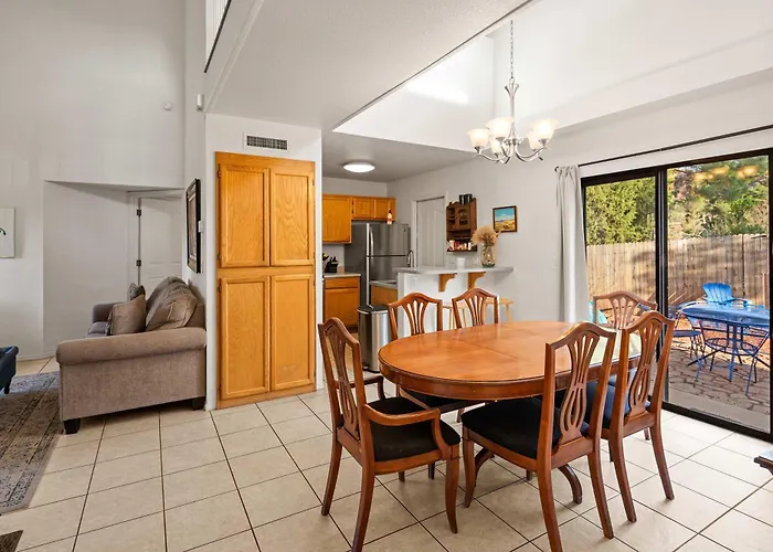 Crescent Moon Ranch And River Access For Family
