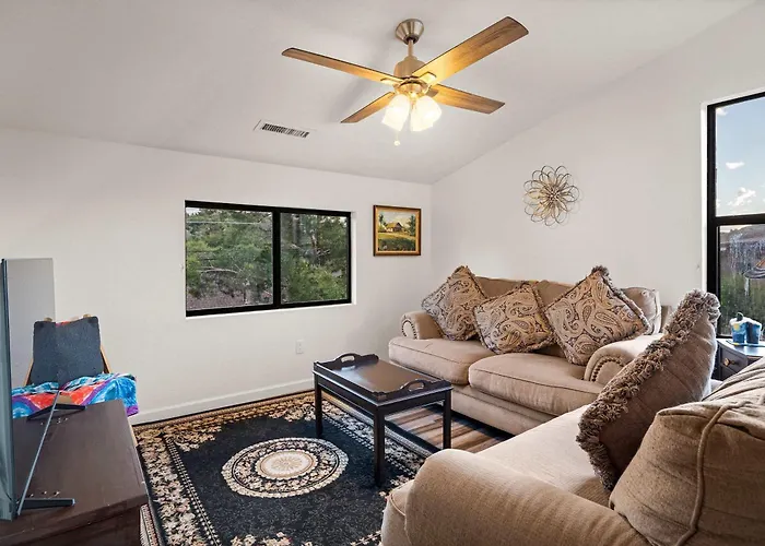 Crescent Moon Ranch And River Access For Family Sedona