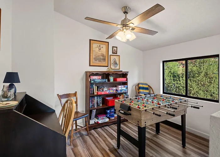 Holiday home Crescent Moon Ranch And River Access For Family